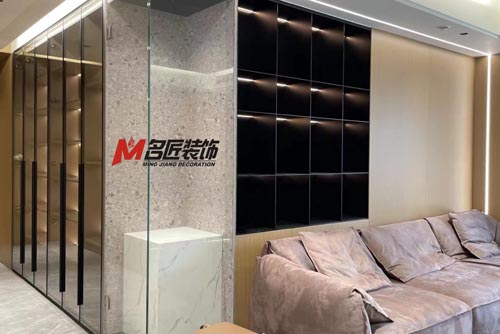 柳州市盛庭苑現代簡約風格三居室裝修案例